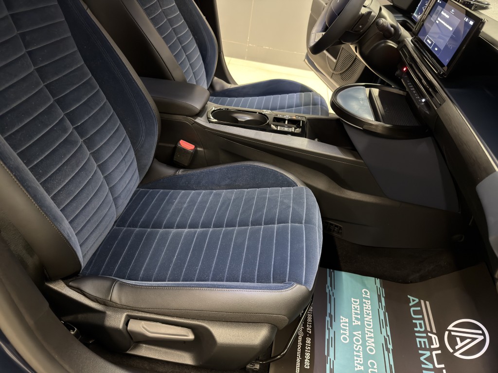LANCIA YPSLON 1200 HYBRID 110 CV  EDIZIONE CASSINA 